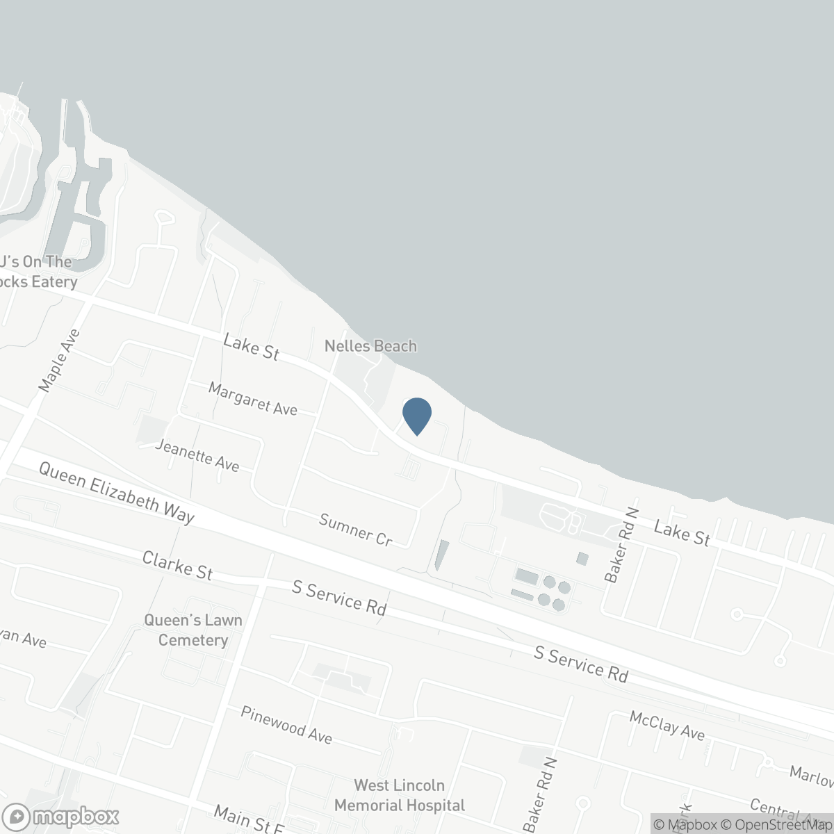 8 SOPHIE COURT, Grimsby, Ontario L3M 5L6